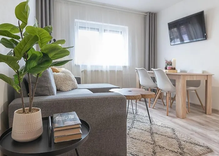 Minata 아파트 Liptovský Mikuláš